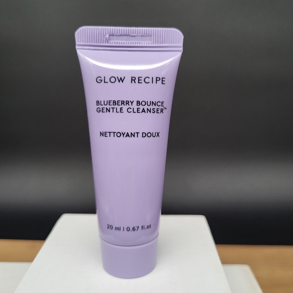 Glow Recipe Cleanser Duo: Blueberry Bounce & Avocado Ceramide, 20ml x2, New - Picture 2 of 5